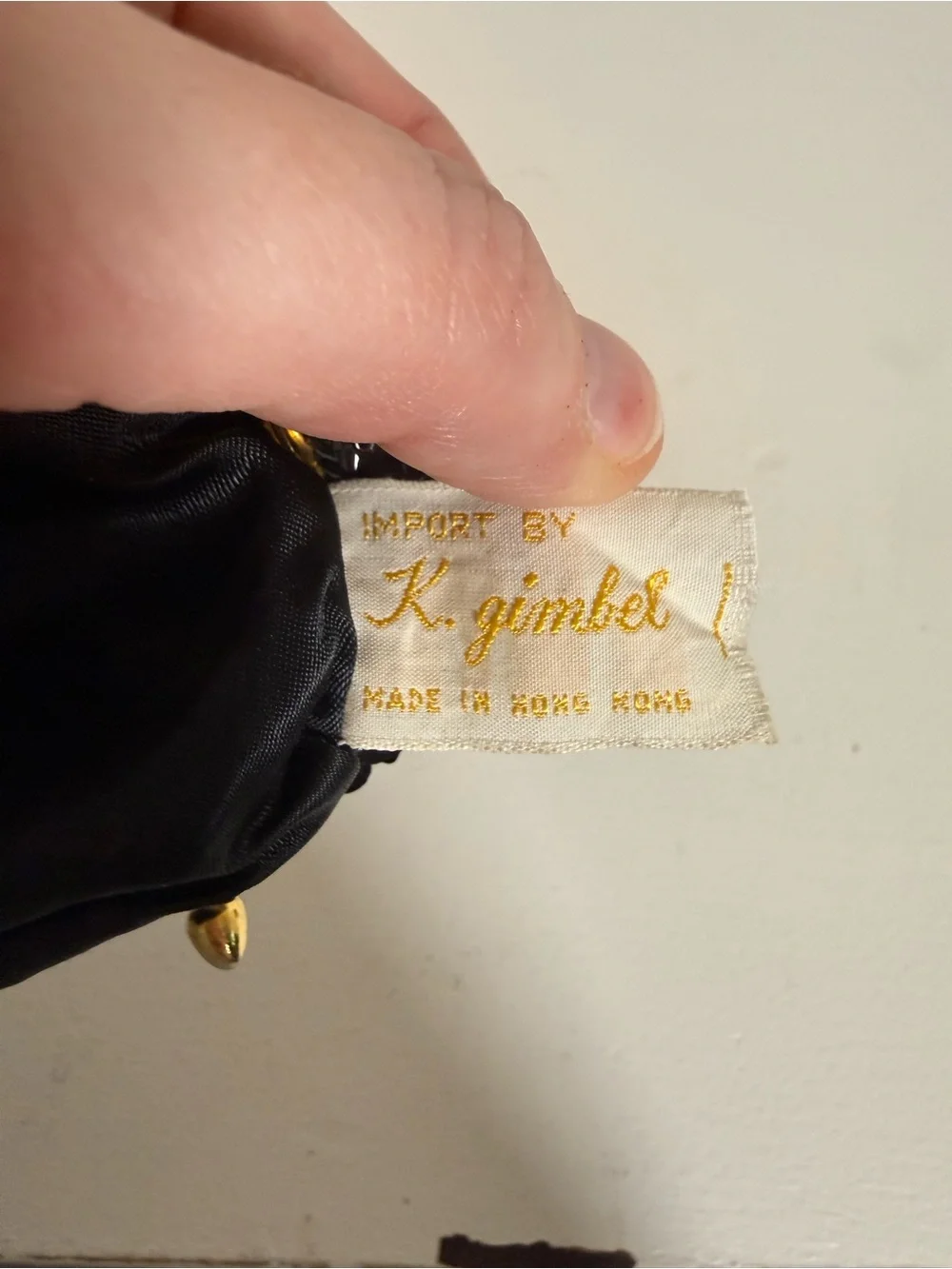 K. Gimbel Black Beaded Sequin Evening Coin Purse Gold Kiss Lock Hong Kong